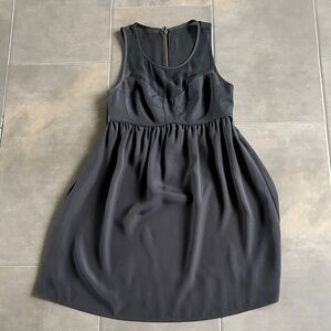 Chic Black Sleeveless Mini Dress